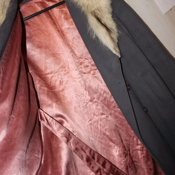 Vintage SEARS Pure Virgin Wool / Grey Charcoal Trench Coat Fur Collar